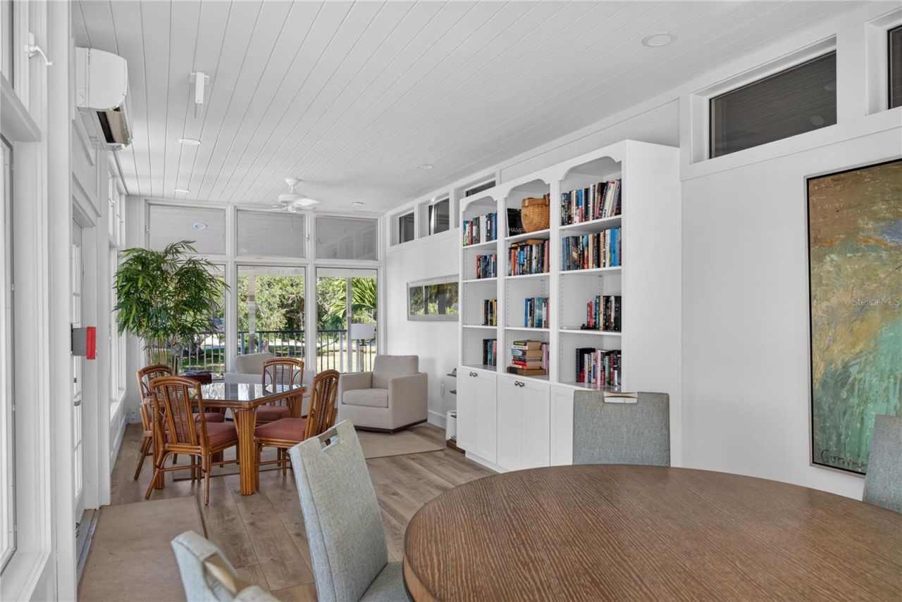 44 Tidy Island Boulevard, Bradenton, FL 34210 Photo