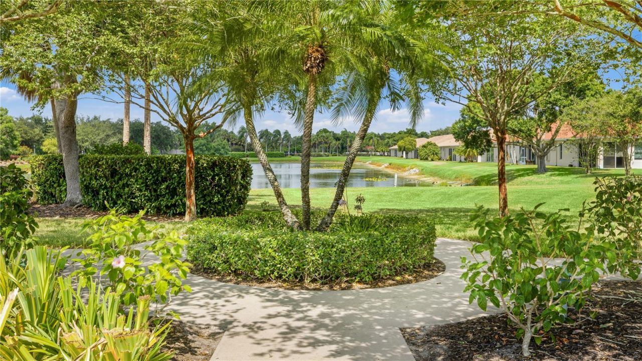4211 Cascade Falls Drive, Sarasota, FL 34243 Photo