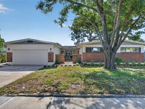 260 E LAUREN COURT , MERRITT ISLAND, FL 32952