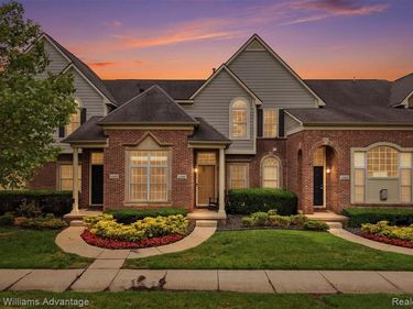 45658 S Stonewood Road, CANTON, MI 48187