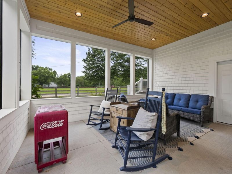 913 Groveport Road , Canal Winchester, OH 43110 Photo 47