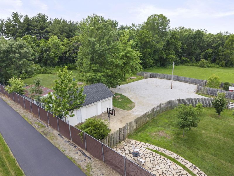 913 Groveport Road , Canal Winchester, OH 43110 Photo 63