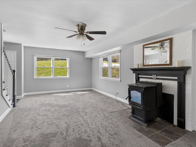 8225 W Prospect Road , Hillsboro, OH 45133 Photo 9