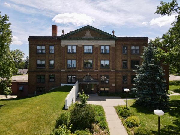 418 Jefferson Street N, Wadena, MN 56482