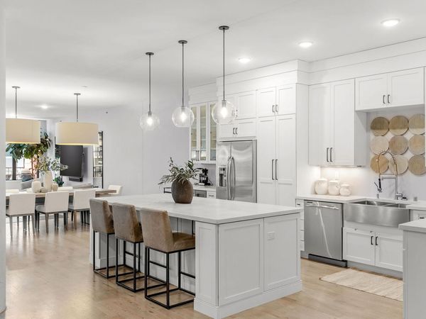 215 10th Avenue S, Unit 514, Minneapolis, MN 55415
