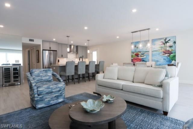 2850 Gulf Shore Blvd N, Unit 102, Naples, FL 34103 Photo