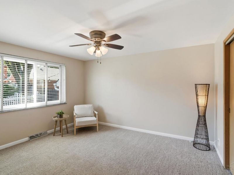 7824 Colton Lane, Deer Park, OH 45236 Photo 18