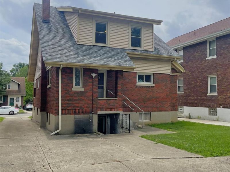 3520 St Martins Place, Cheviot, OH 45211 Photo 5