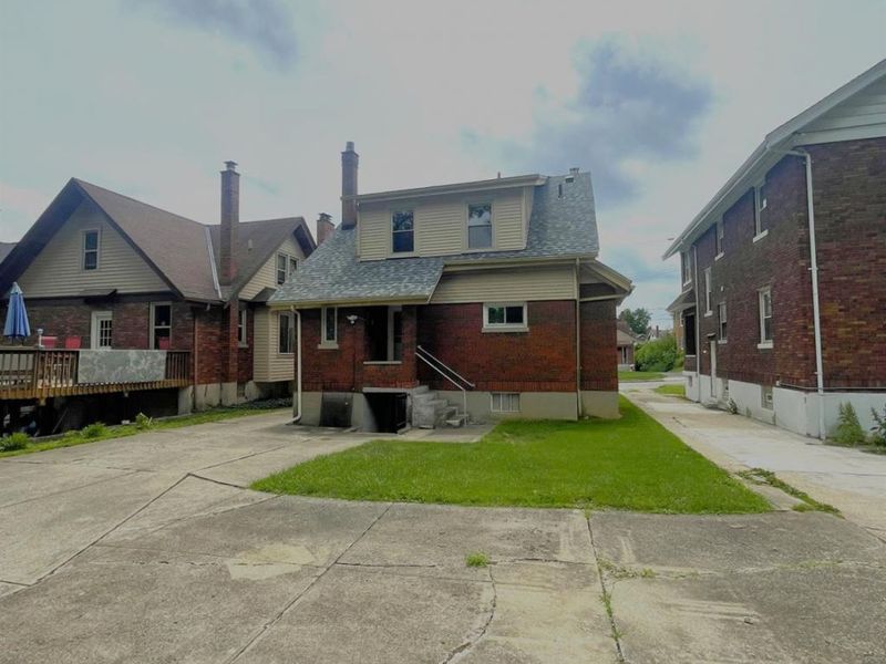 3520 St Martins Place, Cheviot, OH 45211 Photo 6
