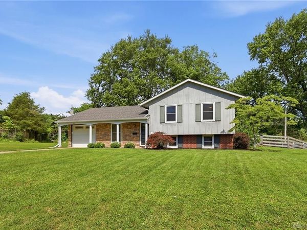 2917 Mystic Lane, Springfield, OH 45503