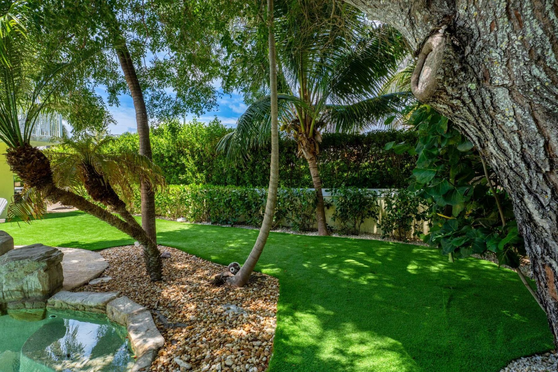 235 W Seaview Circle, Duck Key, FL 33050 Photo