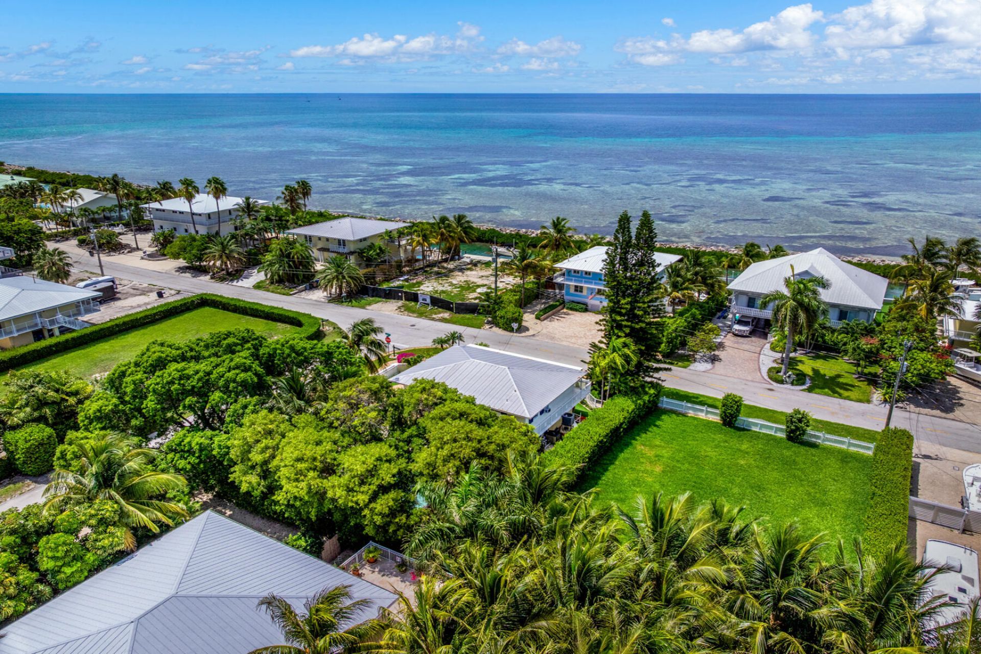 235 W Seaview Circle, Duck Key, FL 33050 Photo