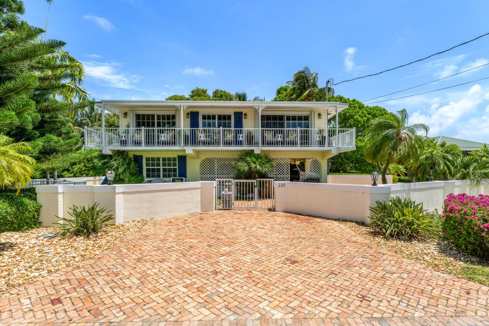 235 W Seaview Circle, Duck Key, FL 33050 Photo