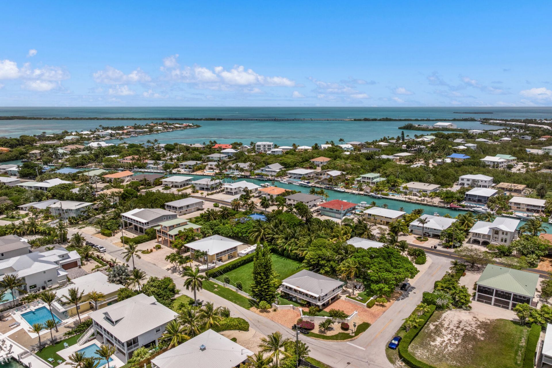 235 W Seaview Circle, Duck Key, FL 33050 Photo