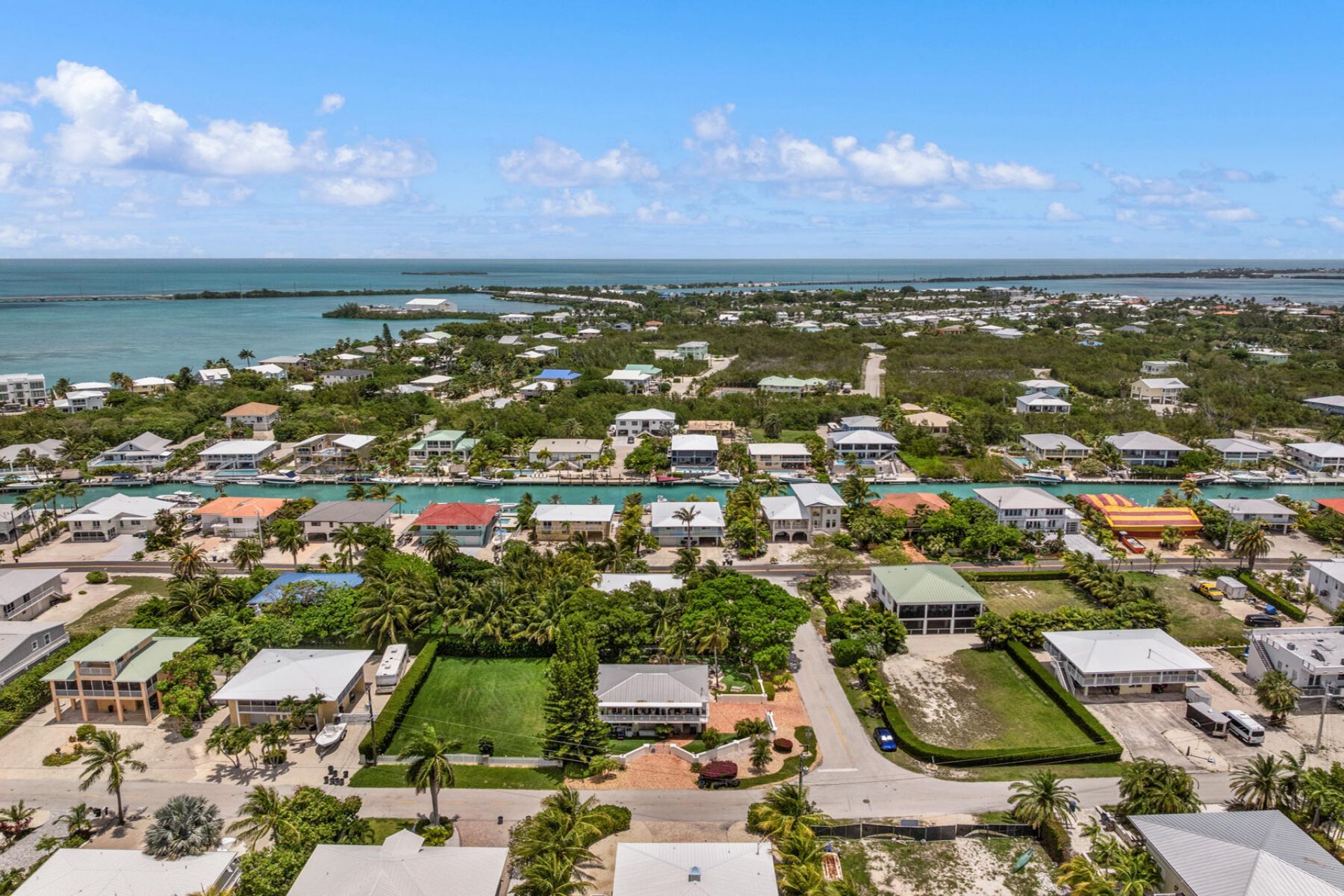 235 W Seaview Circle, Duck Key, FL 33050 Photo
