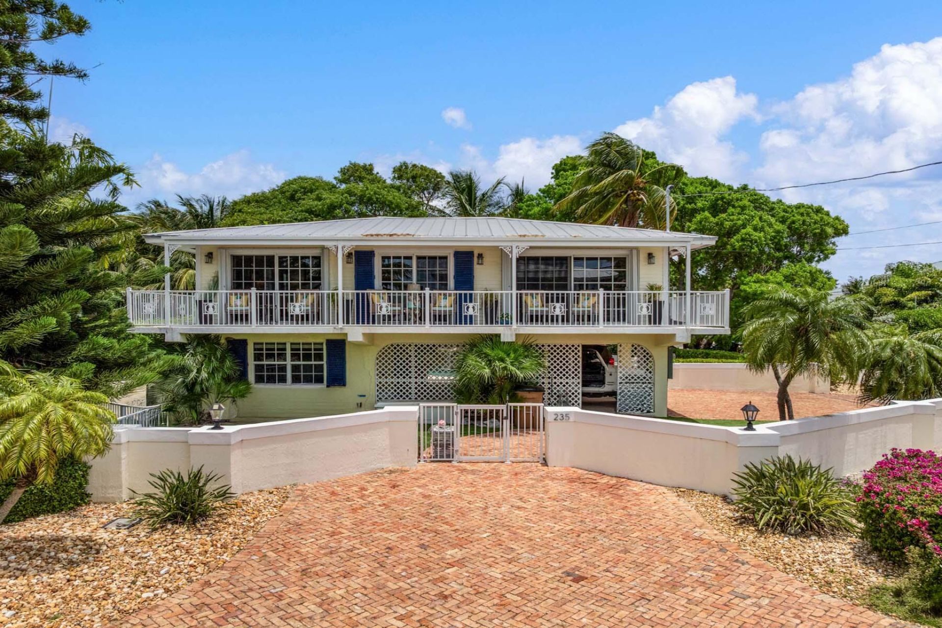 235 W Seaview Circle, Duck Key, FL 33050 Photo