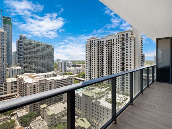 45 SW 9th St , Unit 2305, Miami, FL 33130