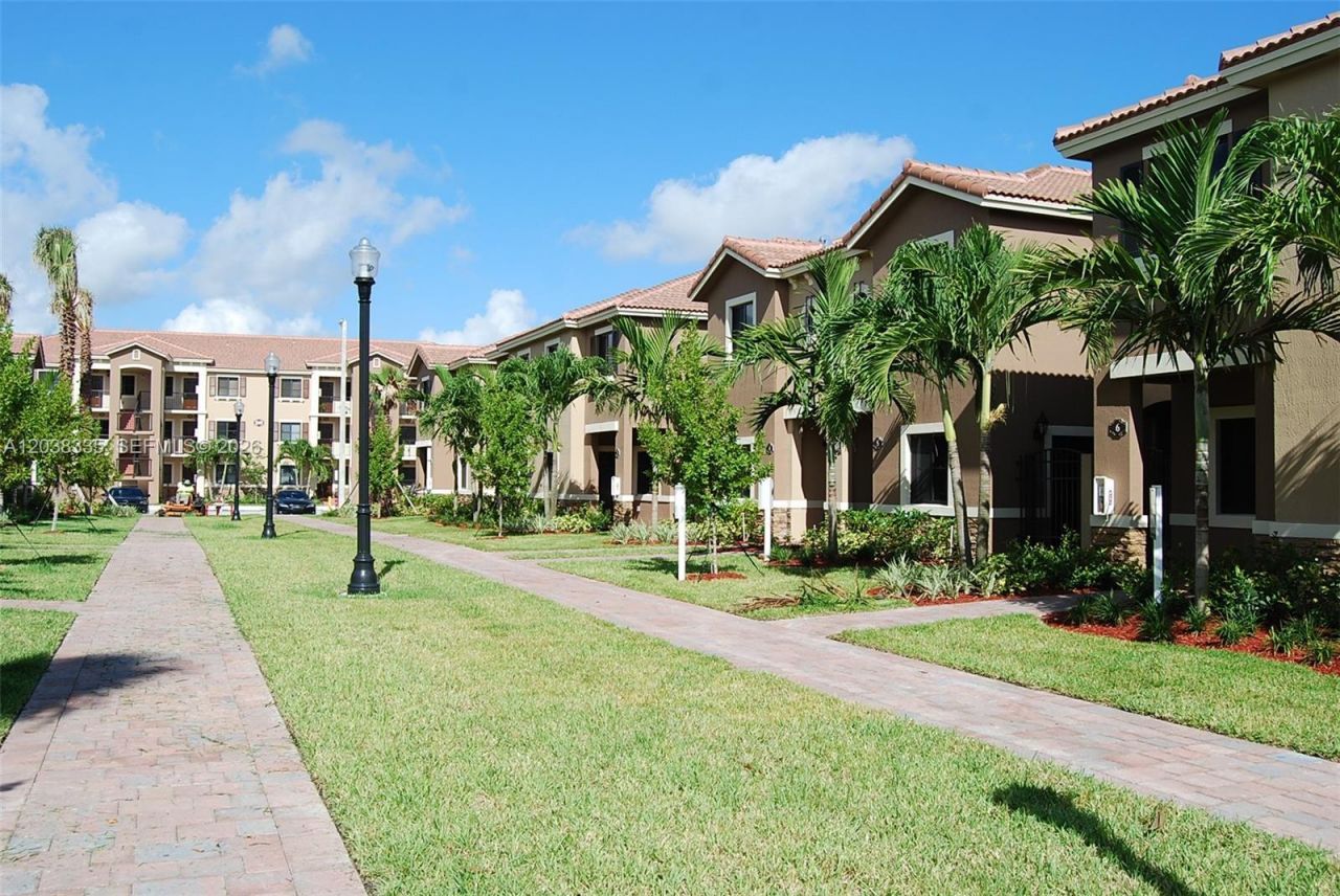 22721 SW 88th Pl , Unit 9-19, Cutler Bay, FL 33190 Photo