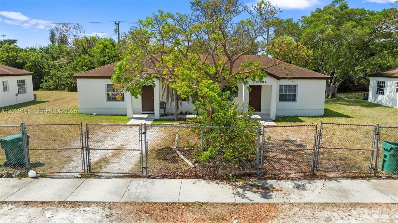 10532 SW 182nd St, Miami, FL 33157 Photo