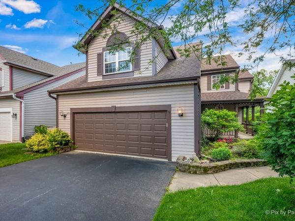 16820 W Serranda Drive , Libertyville, IL 60048
