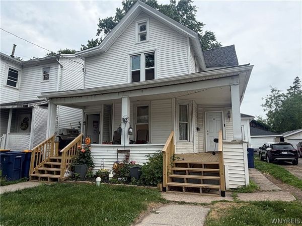 35 Orchard Street , Lockport, NY 14094