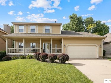 16364 Taylor Street, Omaha, NE 68116