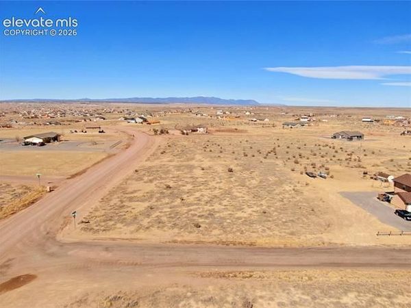 1807 E Jerrian Lane, Pueblo West, CO 81007
