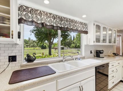 3095 Edgewood Ln, Newcastle, CA 95658 Photo