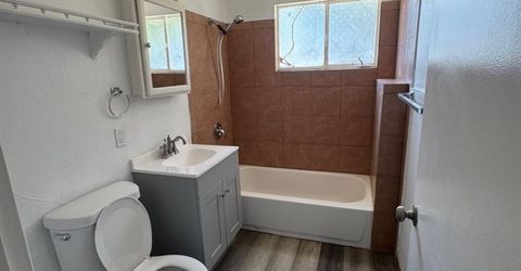 106 W Longview, Stockton, CA 95207 Photo