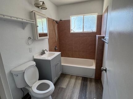 106 W Longview, Stockton, CA 95207 Photo