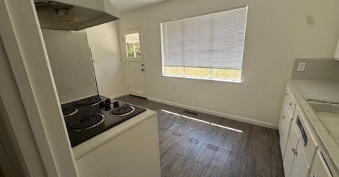 106 W Longview, Stockton, CA 95207 Photo