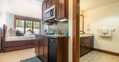 8001 Northstar Drive, Unit #301, Truckee, CA 96161 Photo