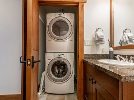 8001 Northstar Drive, Unit #301, Truckee, CA 96161 Photo