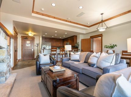 8001 Northstar Drive, Unit #301, Truckee, CA 96161 Photo