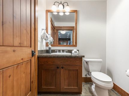 8001 Northstar Drive, Unit #301, Truckee, CA 96161 Photo
