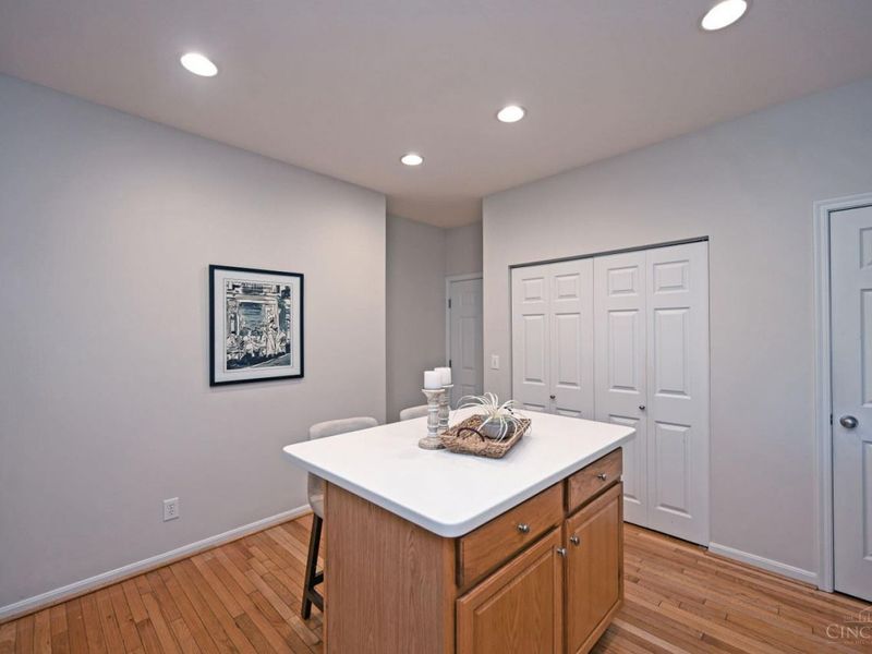 9312 Bridgecreek Drive, Springfield Twp., OH 45231 Photo 10
