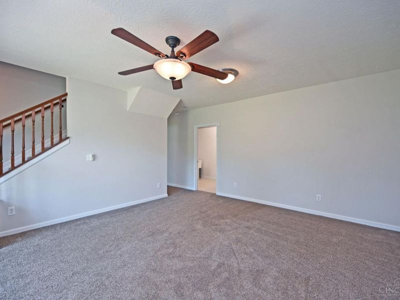 9312 Bridgecreek Drive, Springfield Twp., OH 45231 Photo 33