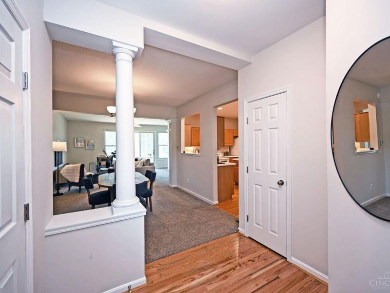 9312 Bridgecreek Drive, Springfield Twp., OH 45231 Photo 5