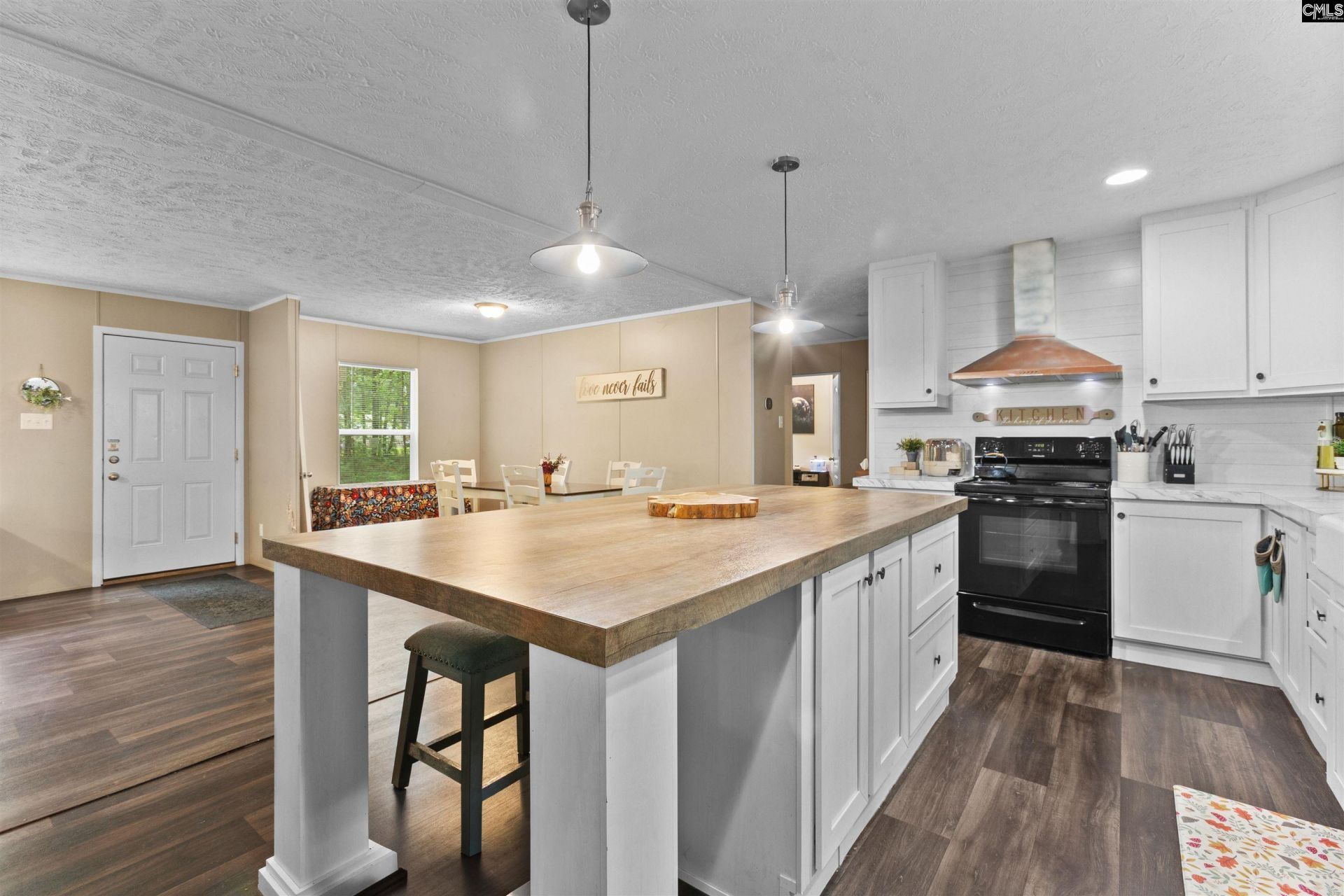 193 Mott Road  Photo 10