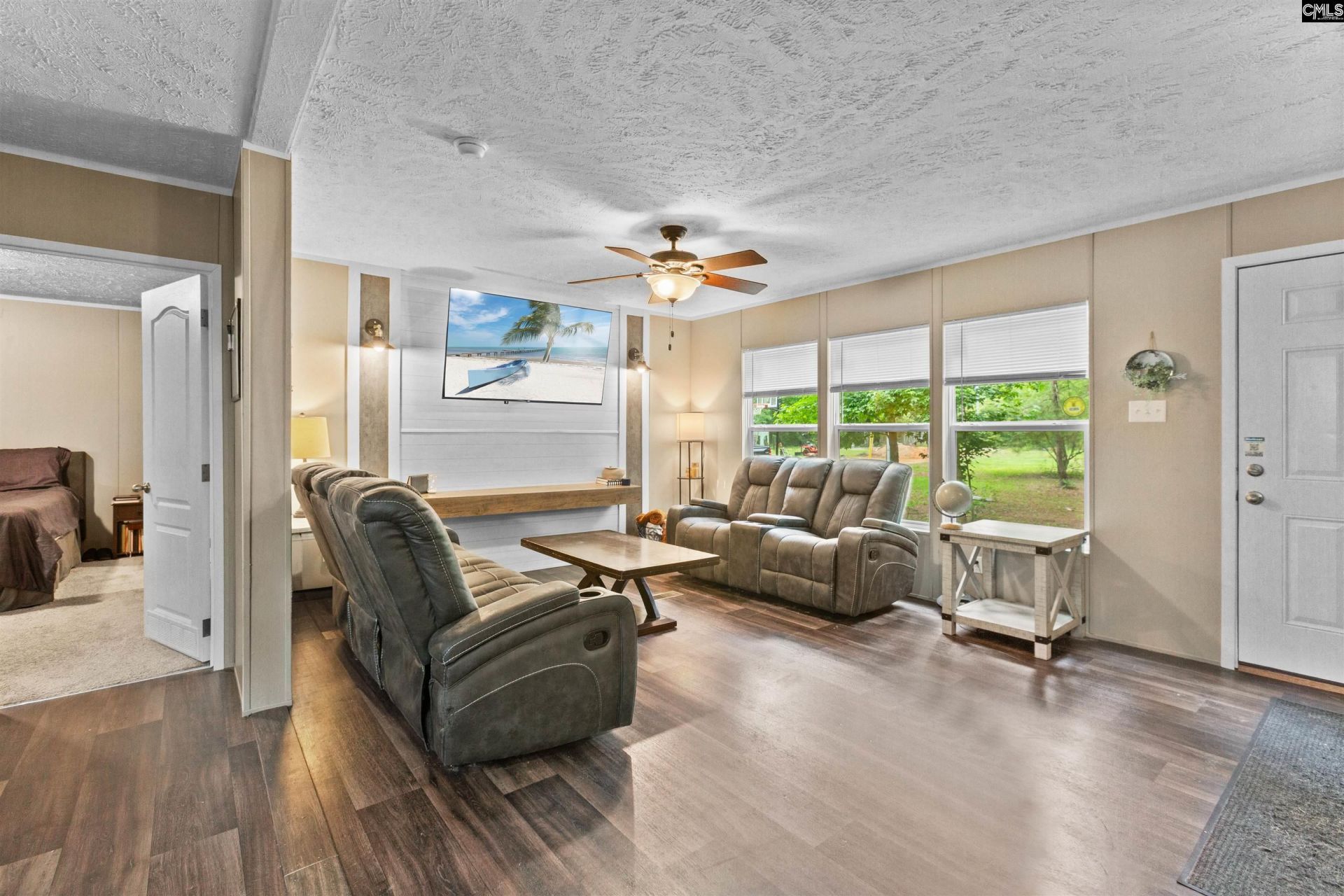 193 Mott Road  Photo 5