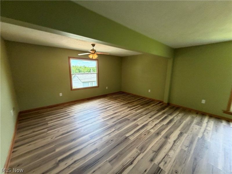 261 N Main Street , Shreve, OH 44676 Photo 15