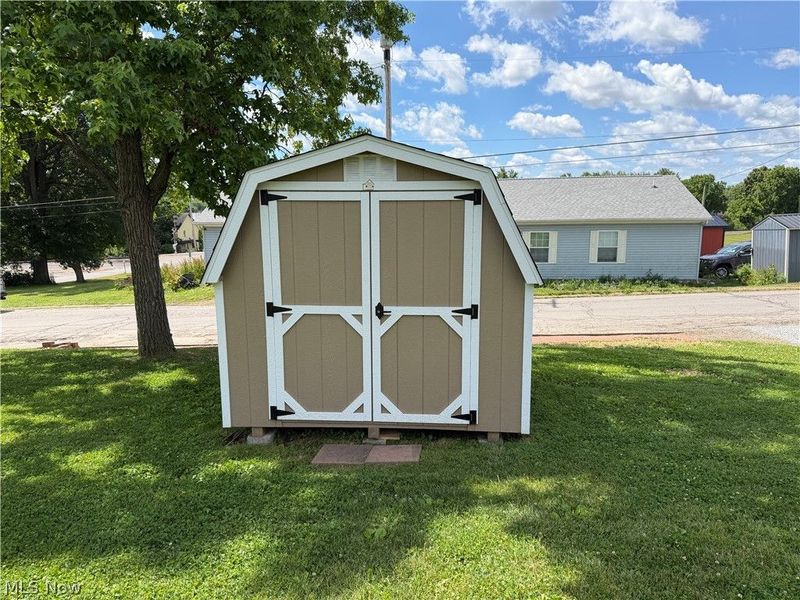 261 N Main Street , Shreve, OH 44676 Photo 8