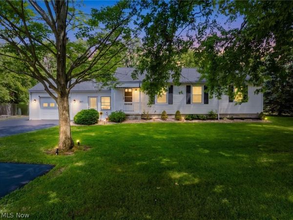 107 Cooper Foster Park Road , Amherst, OH 44001