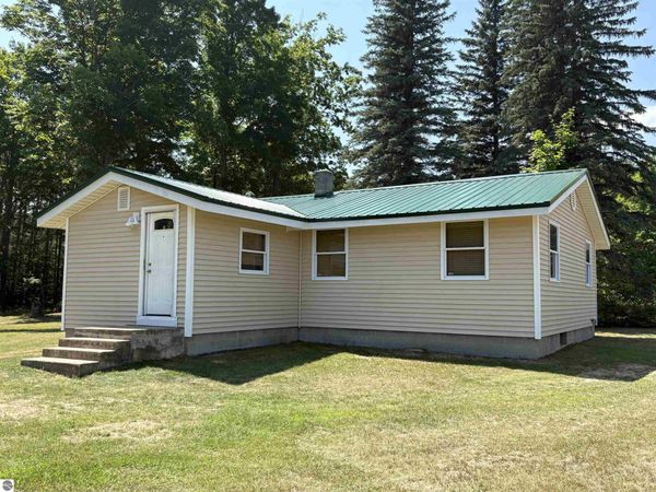 8655 Campbell Road SE, Fife Lake, MI 49633