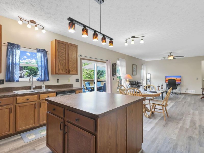 395 Alonzo Palmer Street, Pataskala, OH 43062 Photo 25