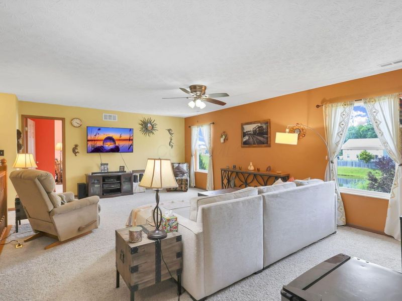 395 Alonzo Palmer Street, Pataskala, OH 43062 Photo 37