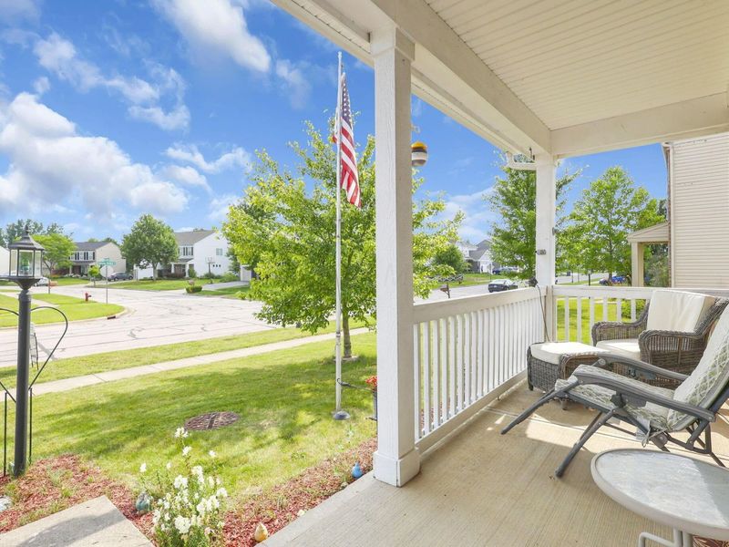 395 Alonzo Palmer Street, Pataskala, OH 43062 Photo 9