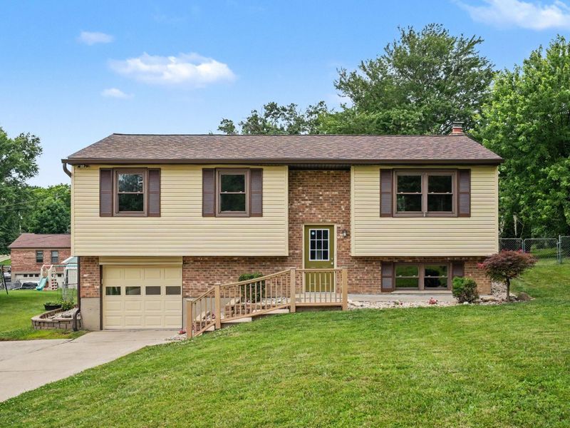 6329 Clovernook Drive, Burlington, KY 41005 Photo 1