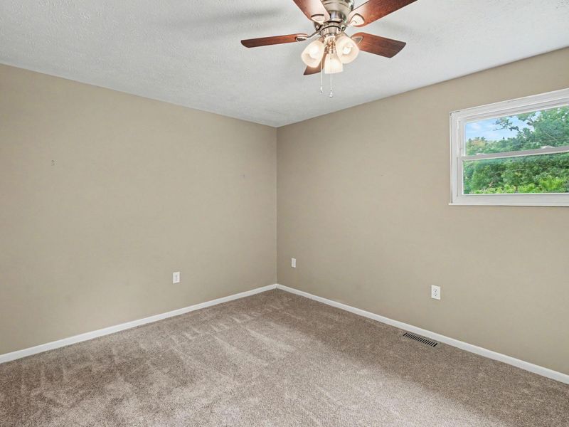 6329 Clovernook Drive, Burlington, KY 41005 Photo 9