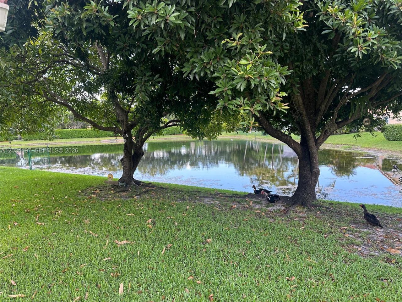 16328 NW 11th St, Pembroke Pines, FL 33028 Photo